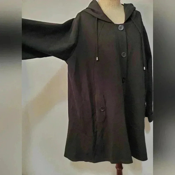 Christian Siriano plus Ponte black lightweight A line  hooded jacket. Size 3X - Picture 3 of 11